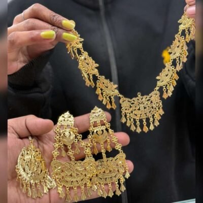 Real Gold Look Set with Peengh Earings Tikka