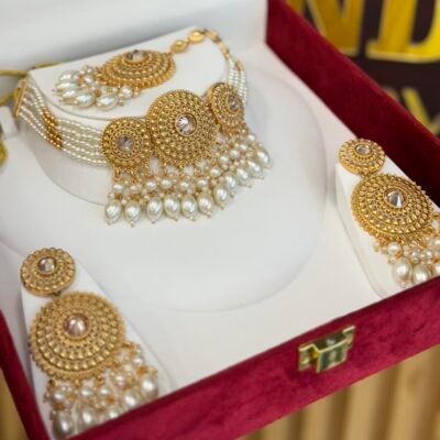 Real Gold Look Antique Choker set