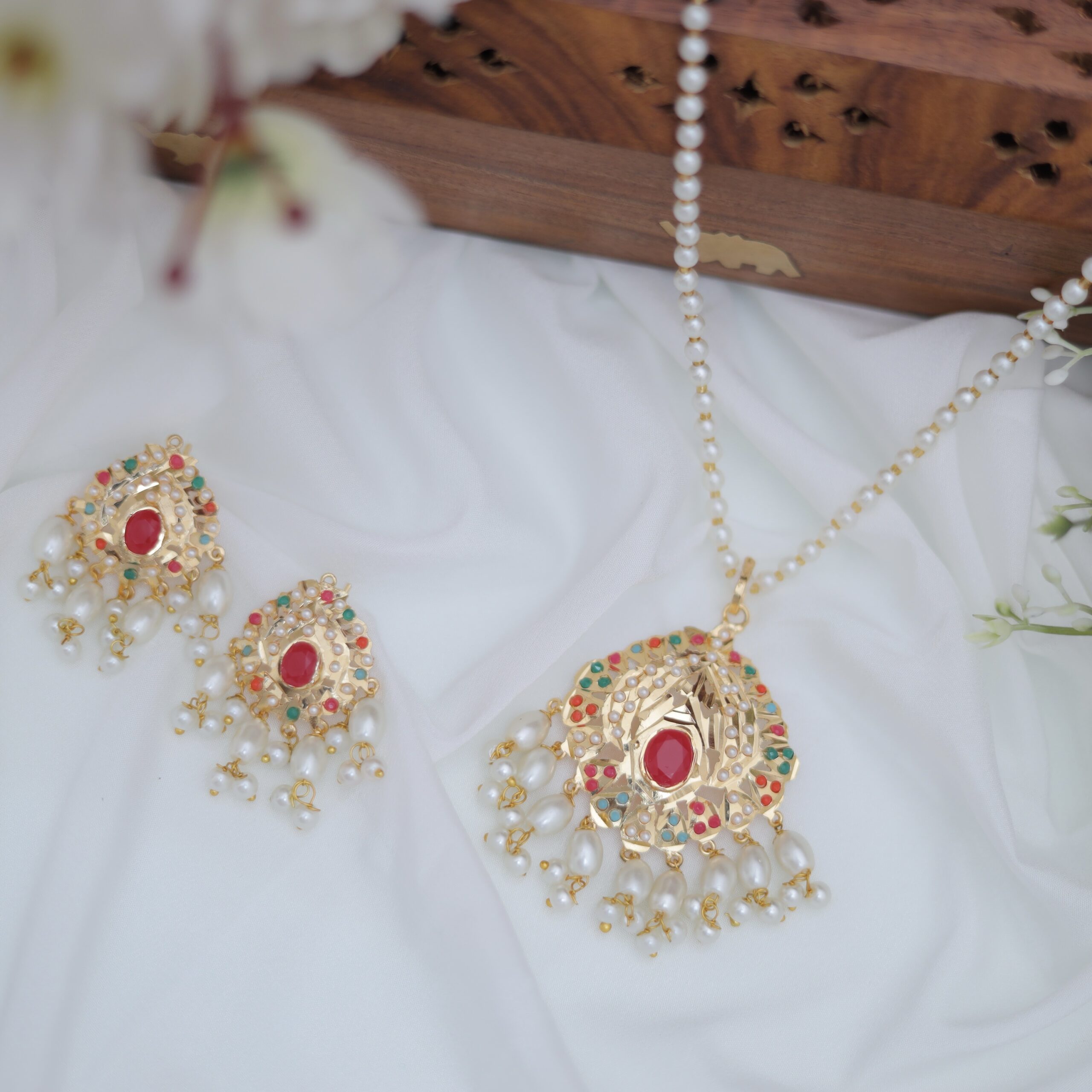 Real Goldlook Rawaiti Premium Kitty set Navratna