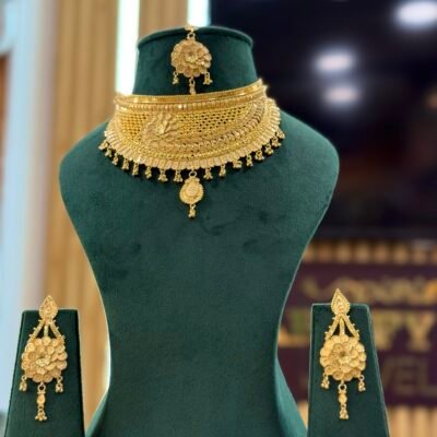 Real Gold Look Premium Goldpolish Collar Necklace set