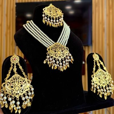 Real Gold Look Pearl and Pippal Patti Rawaiti set