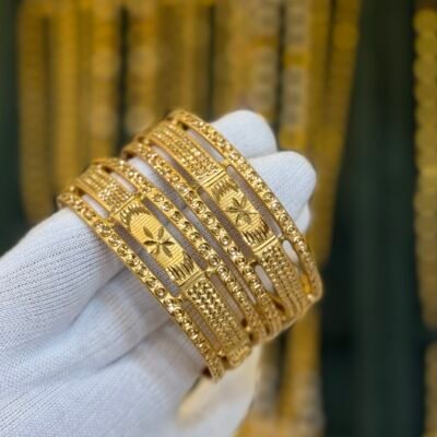 Real Gold Look Premium New Designer Bangles 2.8
