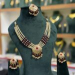 Real Gold Look Top Trending Necklace set Mehroon