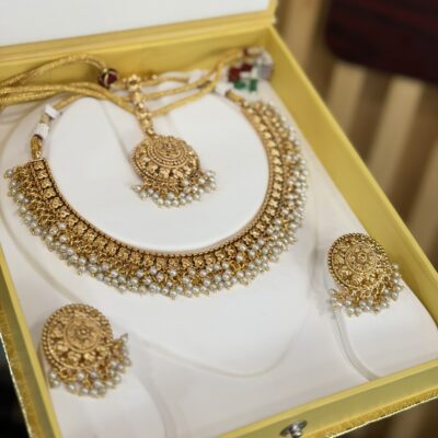 Antique Gold Look Necklace with Tops Tikka