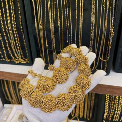 Antique Gold Look Most Famous Necklace set