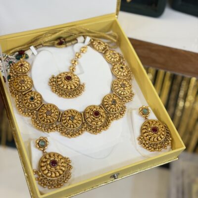 Antique Goldlook Sequence Necklace set Navratna